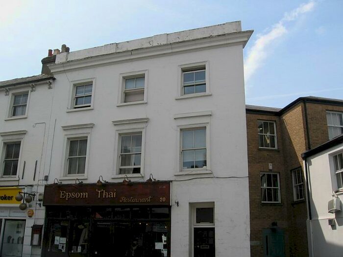 2 Bedroom Flat To Rent In South Street, Epsom, KT18
