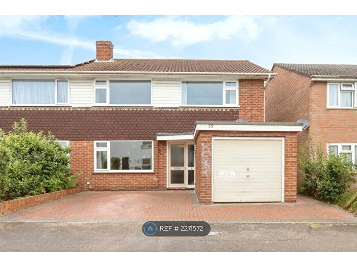 3 Bedroom Semi-Detached House To Rent In Spring Road, Bournemouth, BH1