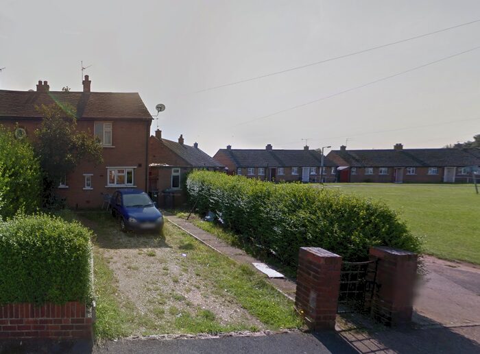 2 Bedroom Semi-Detached House To Rent In Locksley Avenue, Edenthorpe, Doncaster, DN3