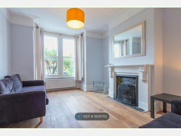 4 Bedroom Terraced House To Rent In Montem Road, London, SE23