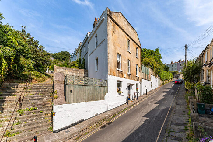 3 Bedroom End Of Terrace House For Sale In Highbury Terrace, Bath, BA1
