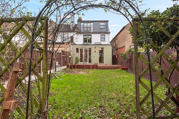 4 Bedroom Semi-Detached House To Rent In Bramston Road, Kensal Green, London, NW10
