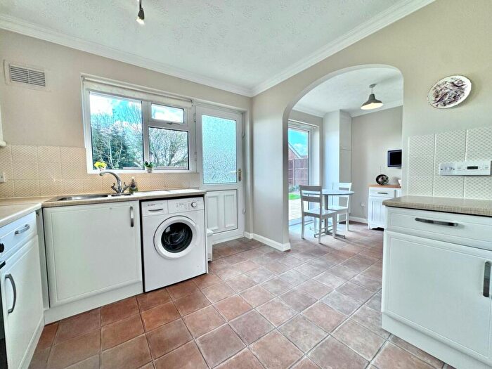 2 Bedroom Detached Bungalow For Sale In Pall Mall, Melton Mowbray, LE13