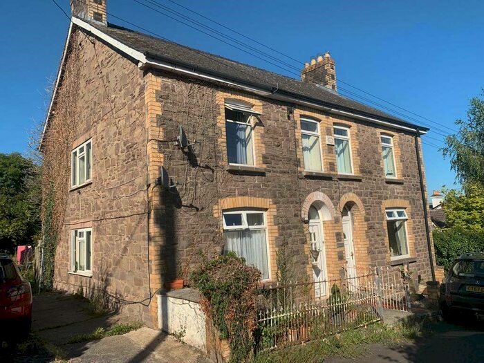 3 Bedroom Flat For Sale In Osborne Place Poplars Road, Mardy, Abergavenny, Gwent, NP7