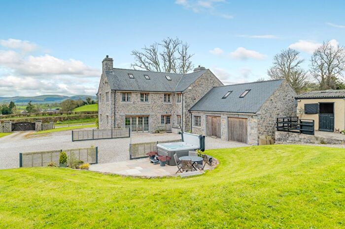 5 Bedroom Equestrian For Sale In Bwlch, Rhes-Y-Cae, Holywell, Flintshire, CH8