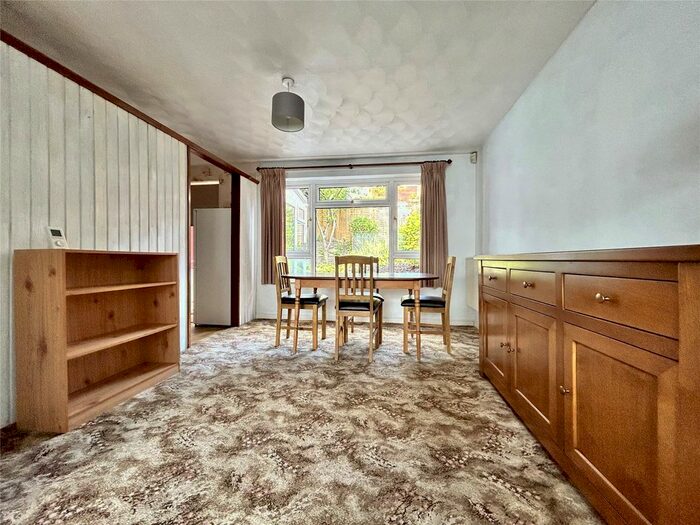 3 Bedroom SemiDetached House For Sale In Wootton Way, Maidenhead