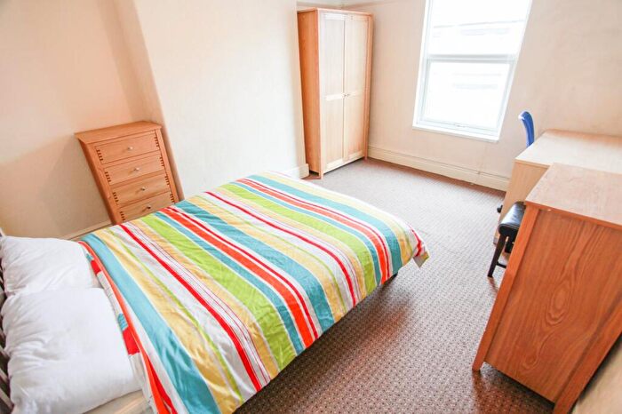 3 Bedroom Terraced House To Rent In Portman Road, L15