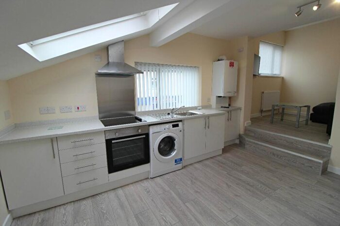 3 Bedroom Apartment To Rent In Plungington Road, Preston, Lancashire, PR1