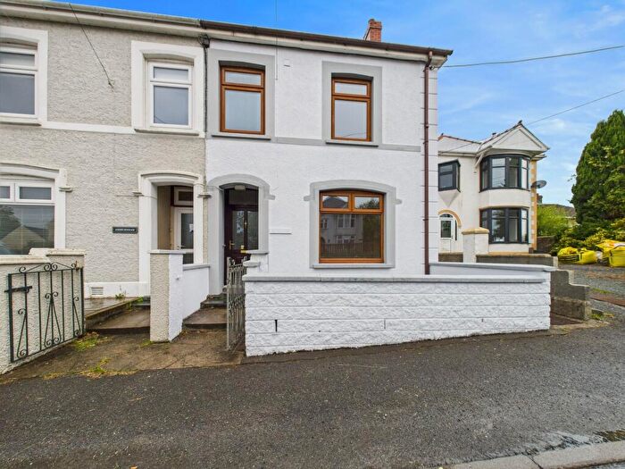 2 Bedroom Semi-Detached House For Sale In Clynderwen, SA66