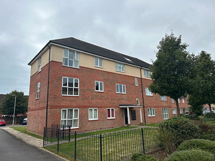 2 Bedroom Flat To Rent In Holywell Way, Staines, Staines-Upon-Thames, TW19