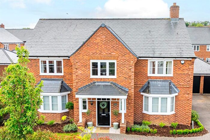 5 Bedroom Detached House For Sale In Becketts Lane, Steeple Claydon, Buckingham, Buckinghamshire, MK18