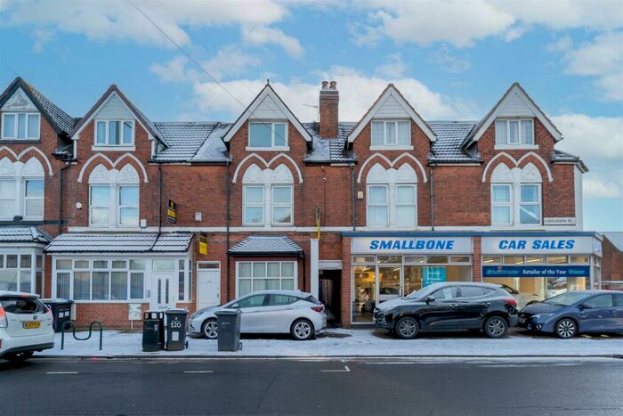 4 Bedroom House To Rent In Raddlebarn Road, Birmingham, B29