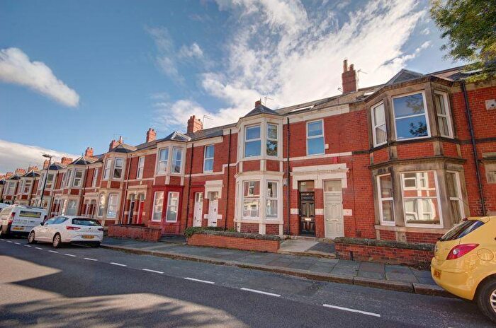 7 Bedroom Flat To Rent In Shortridge Terrace, Jesmond, Newcastle Upon Tyne, NE2