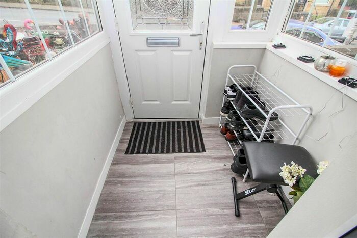 3 Bedroom Terraced House For Sale In Ramsey Street, Bradford, BD5