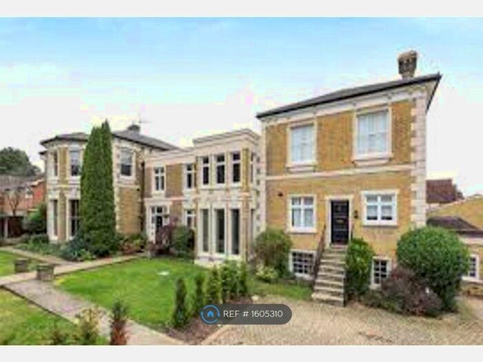 2 Bedroom Maisonette To Rent In Westerham Road, Keston, BR2