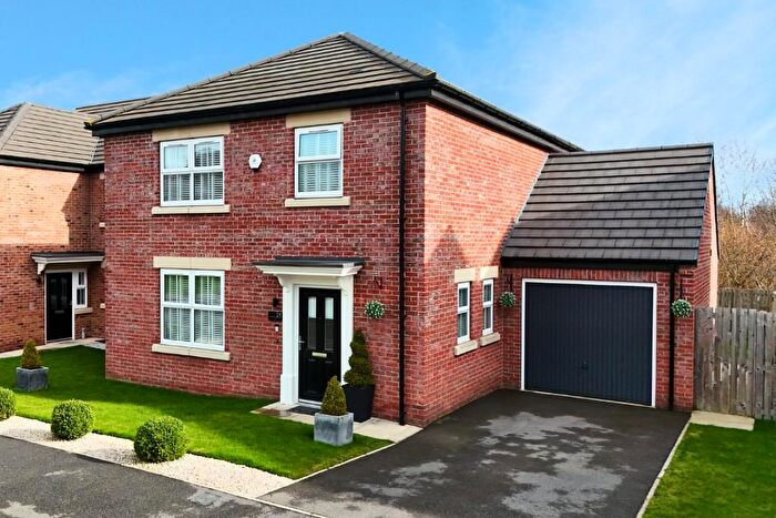 3 Bedroom Detached House For Sale In Garth View, Grimethorpe, Barnsley, S72