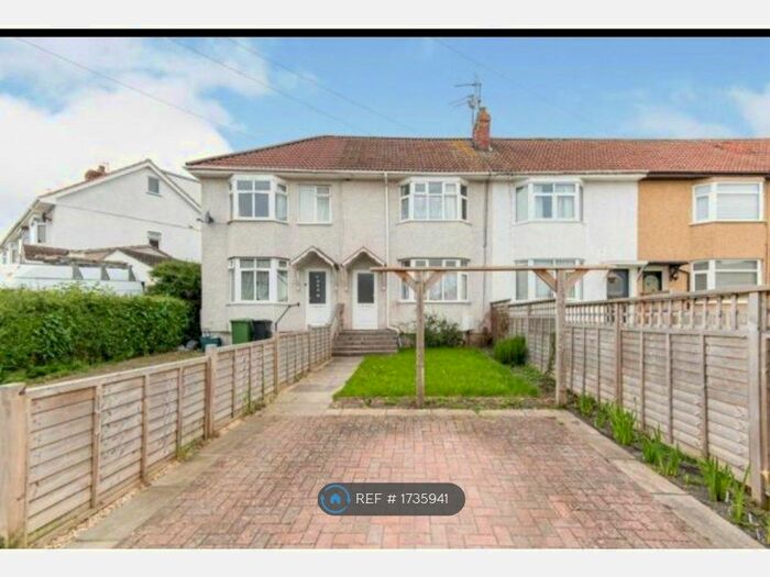 3 Bedroom Terraced House To Rent In Hunters Way, Bristol, BS34