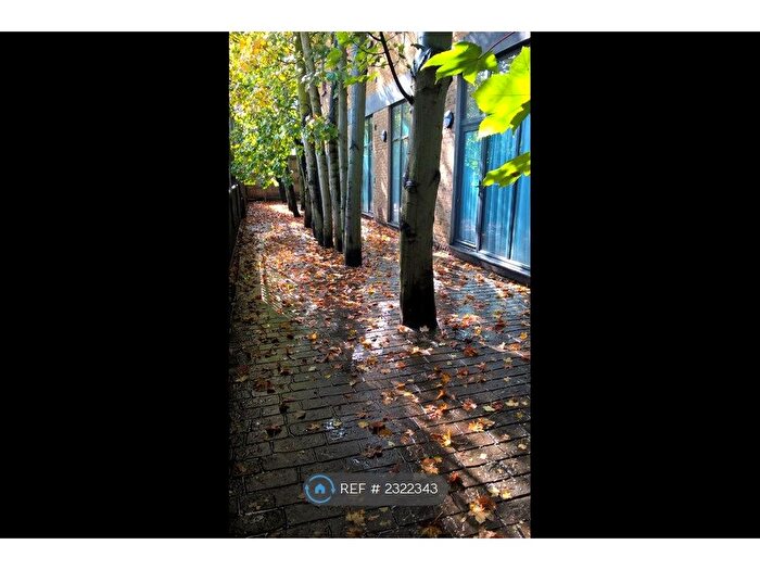 1 Bedroom Flat To Rent In Dermody Road, Hithergreen, SE13