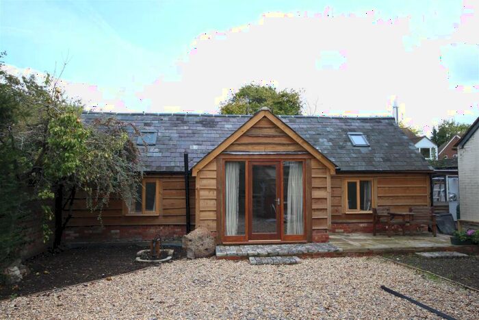 1 Bedroom Cottage To Rent In Charlton Park, Wantage, OX12