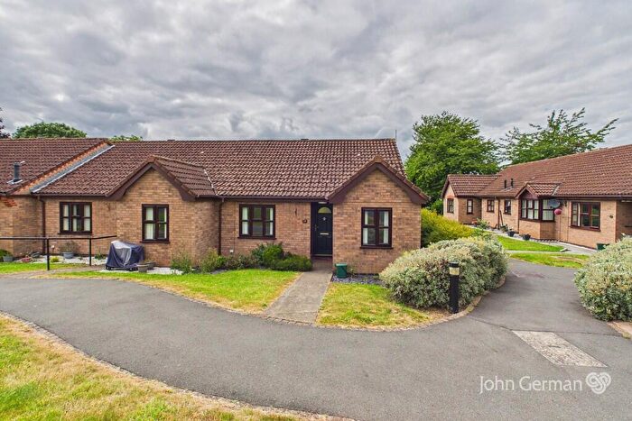2 Bedroom Terraced Bungalow For Sale In Holly Green, Burton-on-Trent, DE15
