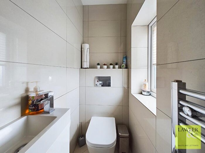 3 Bedroom Semi-Detached House For Sale In Windsor Drive, Bredbury, Stockport, Cheshire, SK6