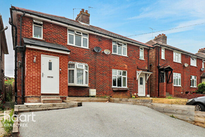 3 Bedroom Semi-Detached House For Sale In Chapel Hill, Braintree, CM7