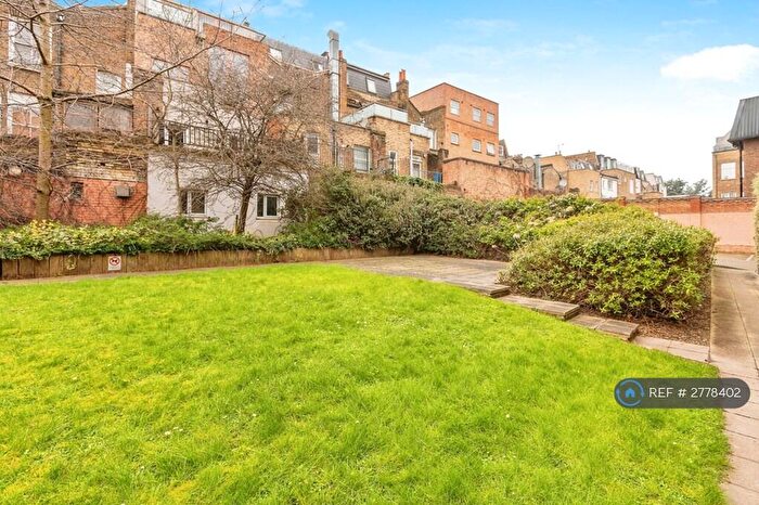 2 Bedroom Flat To Rent In Athol Court, London, N4