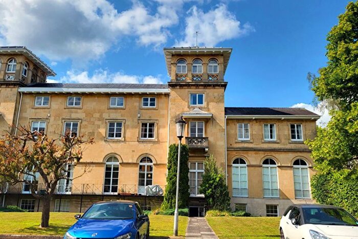 1 Bedroom Flat For Sale In Malvern Road, Cheltenham, GL50