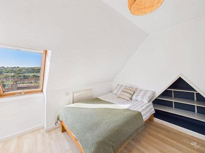 1 Bedroom Terraced House To Rent In Widdicombe Way, Brighton, BN2