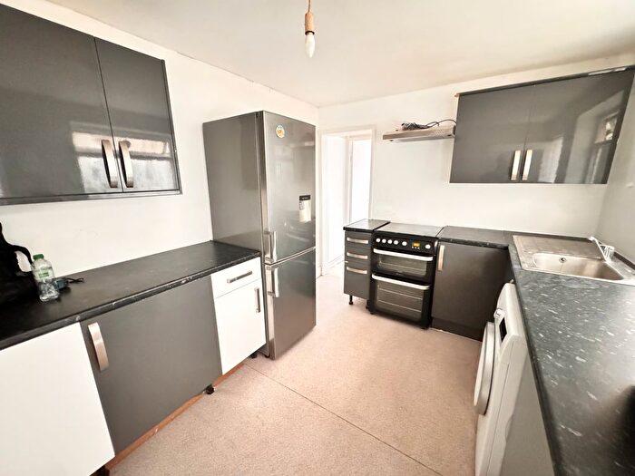 5 Bedroom Terraced House To Rent In Heyworth Road, London, E15
