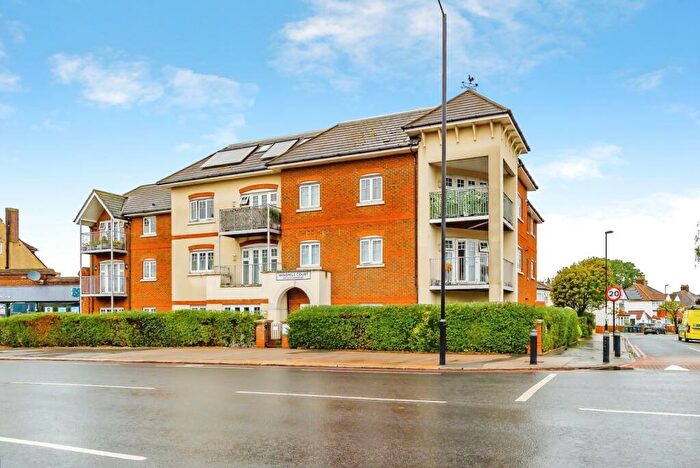 2 Bedroom Flat For Sale In Wickham Road, Croydon, CR0
