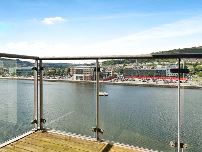 2 Bedroom Flat To Rent In Kings Road, Swansea, SA1