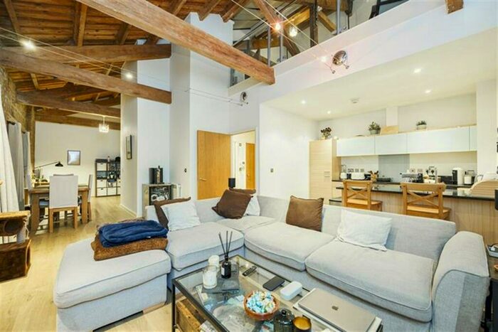 2 Bedroom Flat To Rent In Warehouse W, E16