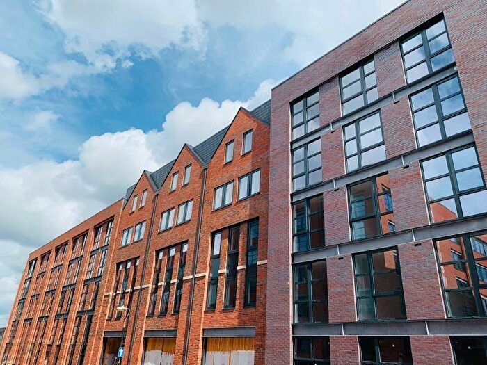 1 Bedroom Flat To Rent In Pope Street, Birmingham, West Midlands, B1