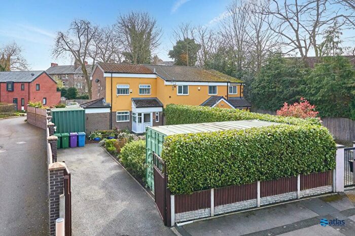 3 Bedroom Semi Detached House For Sale In Livingston Drive, Aigburth, L17