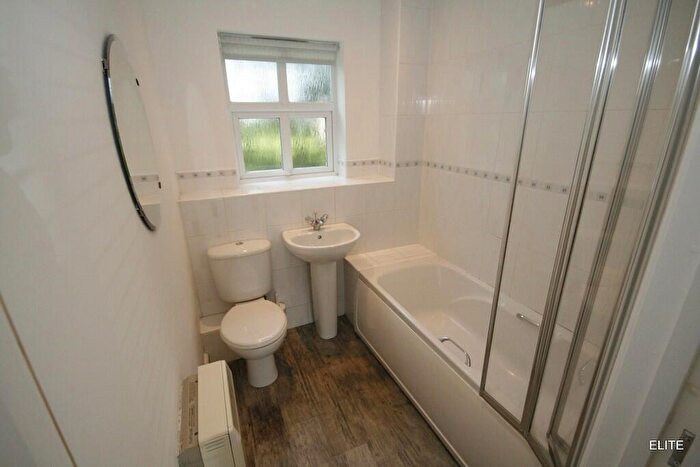 2 Bedroom Apartment To Rent In New Durham Courtyard, Gilesgate, DH1