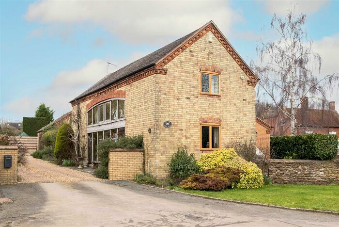 3 Bedroom Barn Conversion For Sale In The Old Coach House, Flecknoe, Rugby, CV23