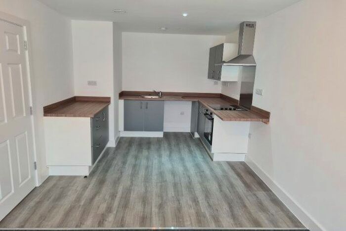 1 Bedroom Flat To Rent In Aplin House, Yeovil, BA20