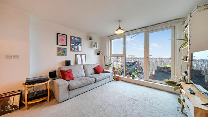 1 Bedroom Flat For Sale In Laurel Apartments, SE17