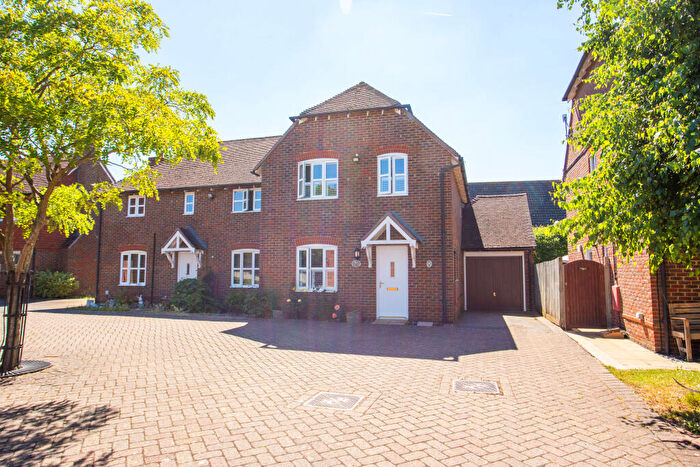 3 Bedroom Semi Detached House For Sale In Howland Mews, Canterbury, CT1