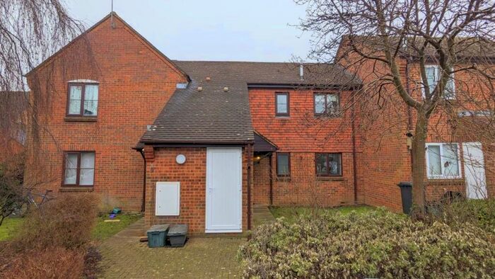 1 Bedroom Apartment To Rent In St Leonards Court, House Lane, Sandridge, St. Albans, AL4