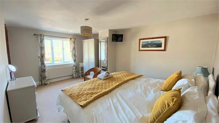 3 Bedroom Cottage For Sale In Braithwaite, Keswick, Cumbria, CA12