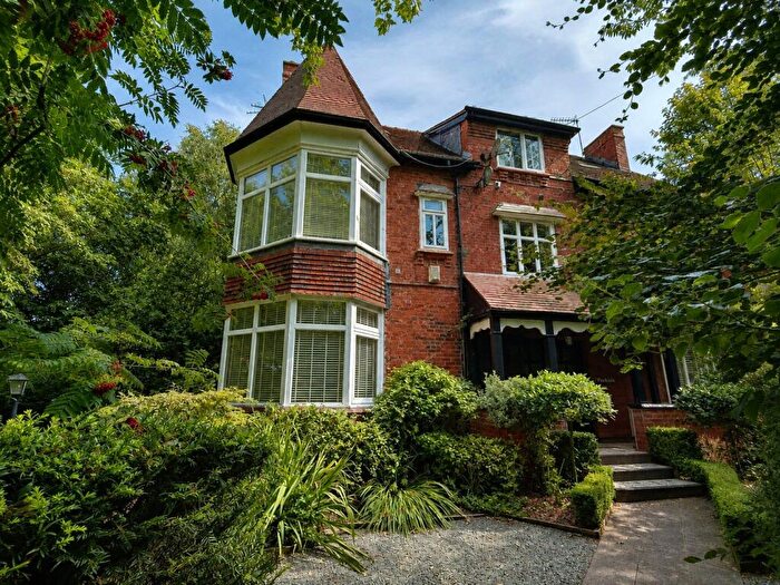 5 Bedroom Apartment For Sale In Parkfield Road South, Didsbury, M20