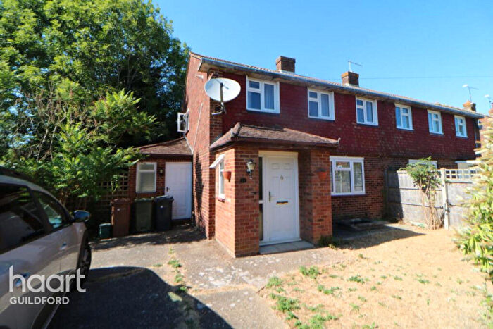 3 Bedroom End Of Terrace House To Rent In Little Platt, Guildford, GU2