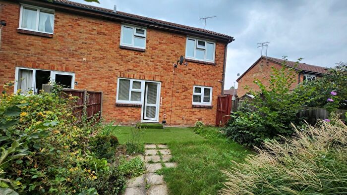 1 Bedroom Semi-Detached House To Rent In Glenfield Road, Luton, LU3