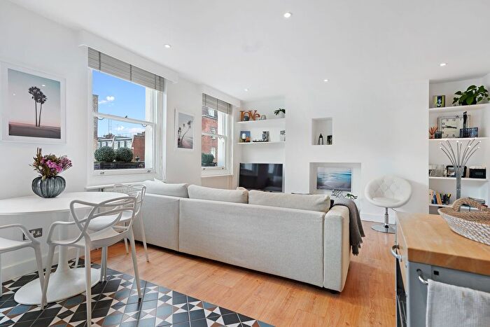 1 Bedroom Flat To Rent In Weymouth Street, Marylebone, London, W1G