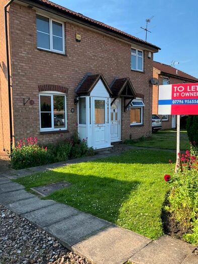 2 Bedroom Semi-Detached House To Rent In Dean Close, Nottingham, NG8