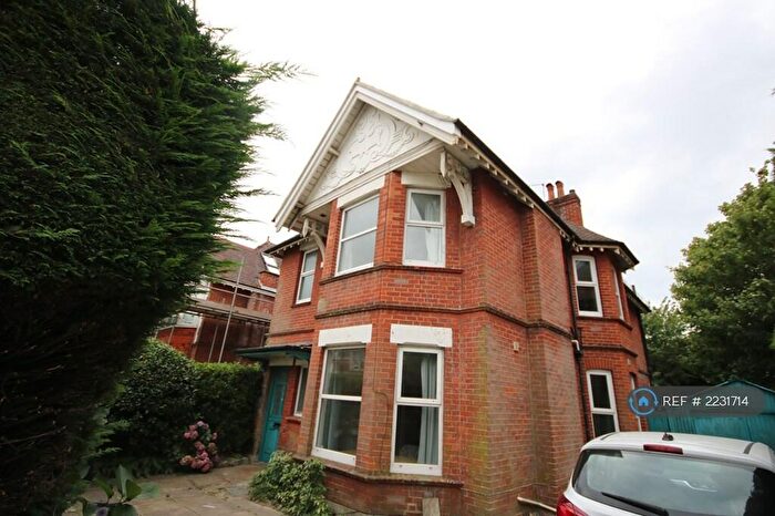 1 Bedroom Detached House To Rent In Talbot Road, Bournemouth, BH9