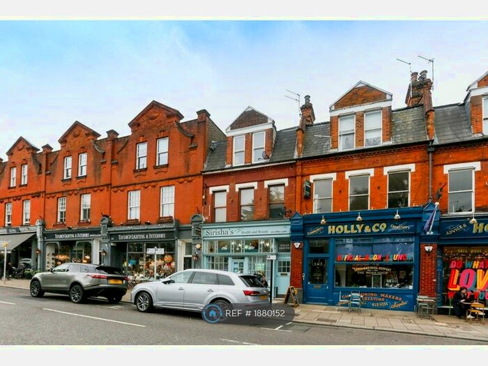 1 Bedroom Flat To Rent In St Margarets Road, Twickenham, TW1