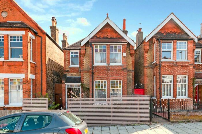 4 Bedroom House To Rent In Thornlaw Road, West Norwood, London, SE27